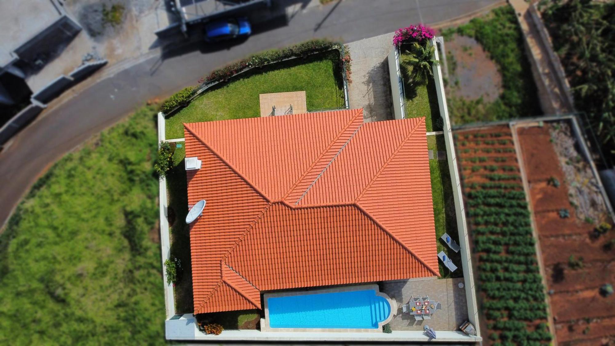 Casa Eleanor By Lovelystay Calheta  Exterior photo