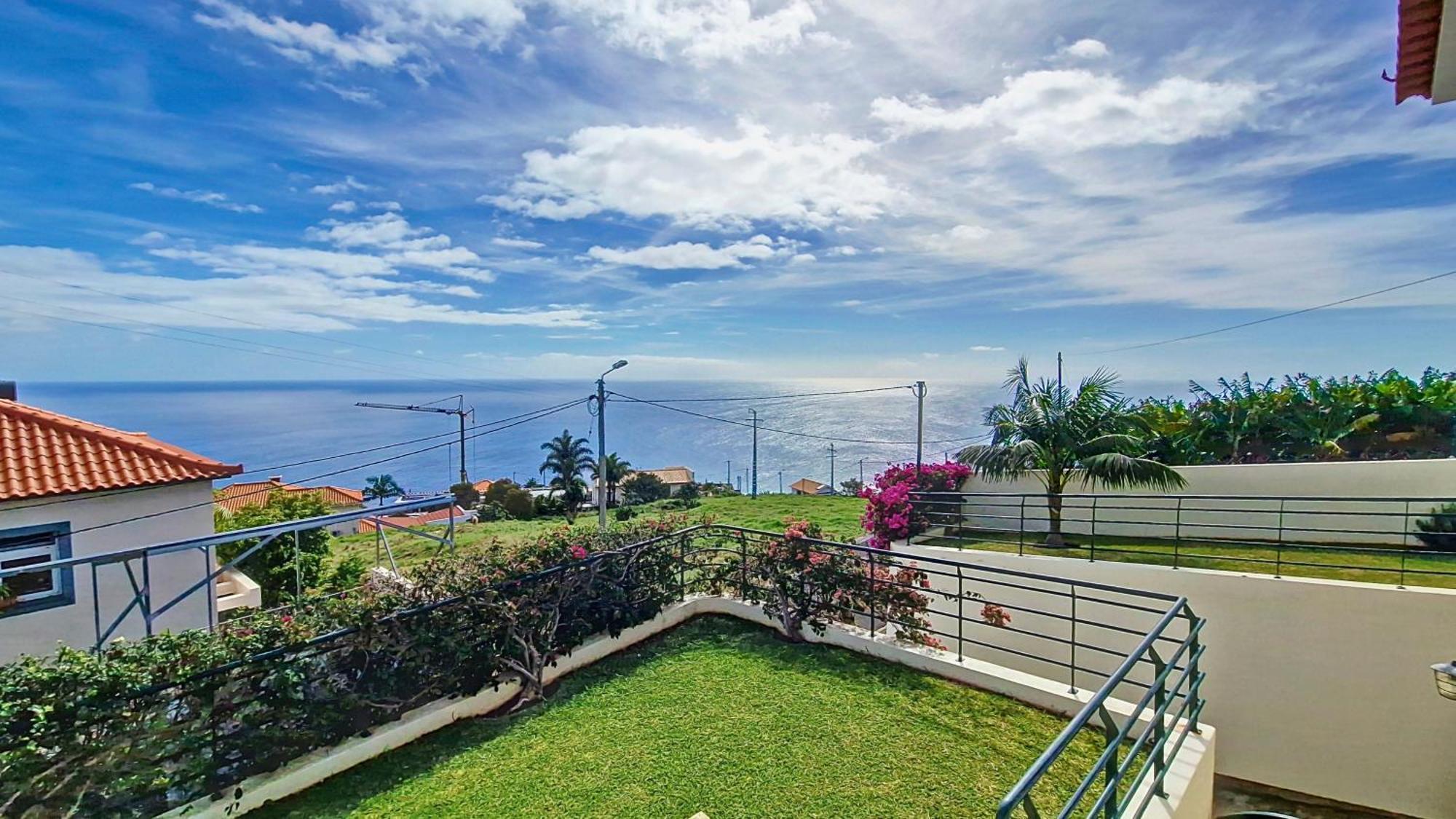 Casa Eleanor By Lovelystay Calheta  Exterior photo